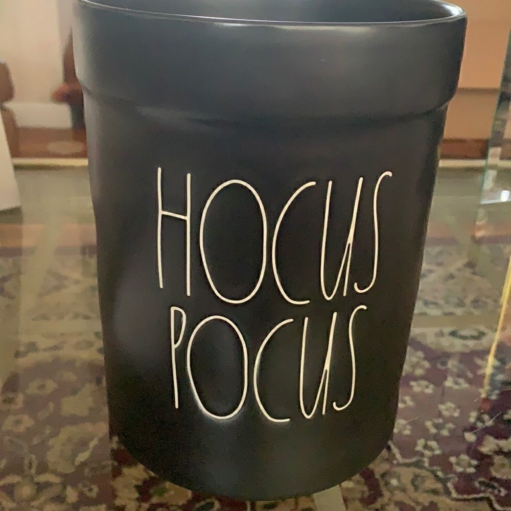 Rae Dunn Hocus Pocus Utensil Holder